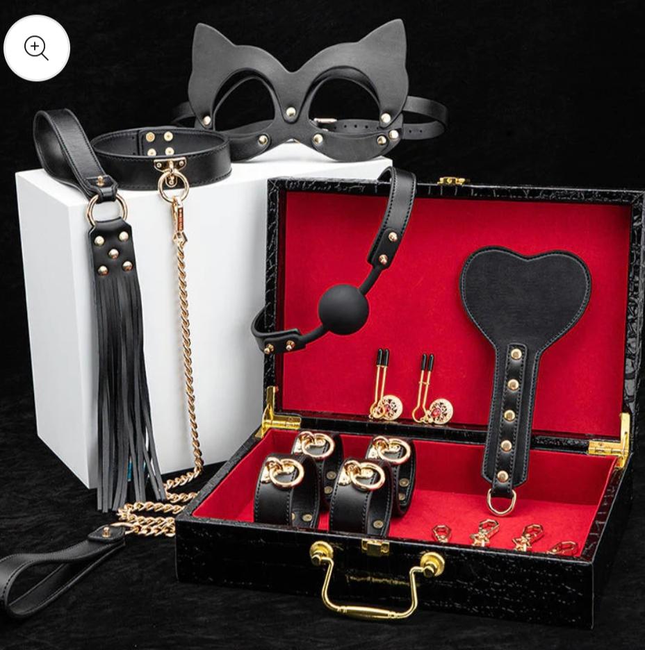 Bondage bdsm set and cuff set
