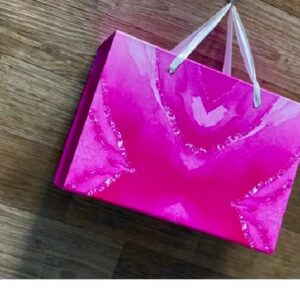 Pinky Strap Gift box