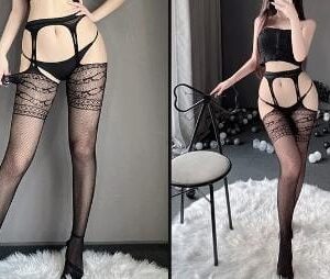 Garter Stocking W05