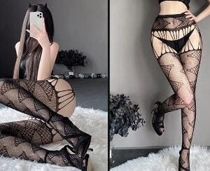 Garter Stocking W15