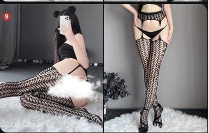 Garter Stocking W09