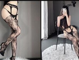 Garter Stocking W14